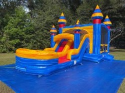 305672542 479307844238225 590980554078106871 n 1670520495 Melting Arctic Bounce House With Double Slide Combo